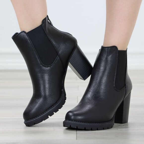 Womens Ankle Boots Lug Block Heel Black Synthetic Leather Round Toe Elastic Gore - Picture 6 of 13